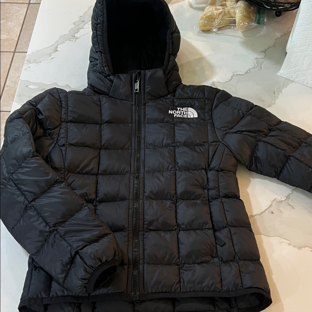 The North Face Quilted Black Jacket girls 7/8 thermoball